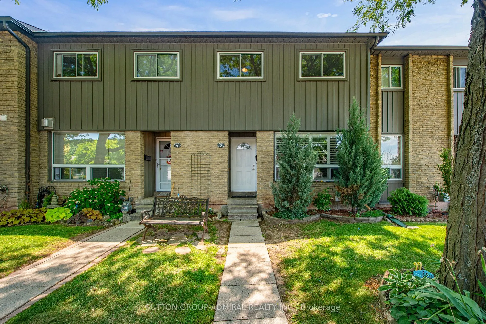 1517 Elm Road, #3