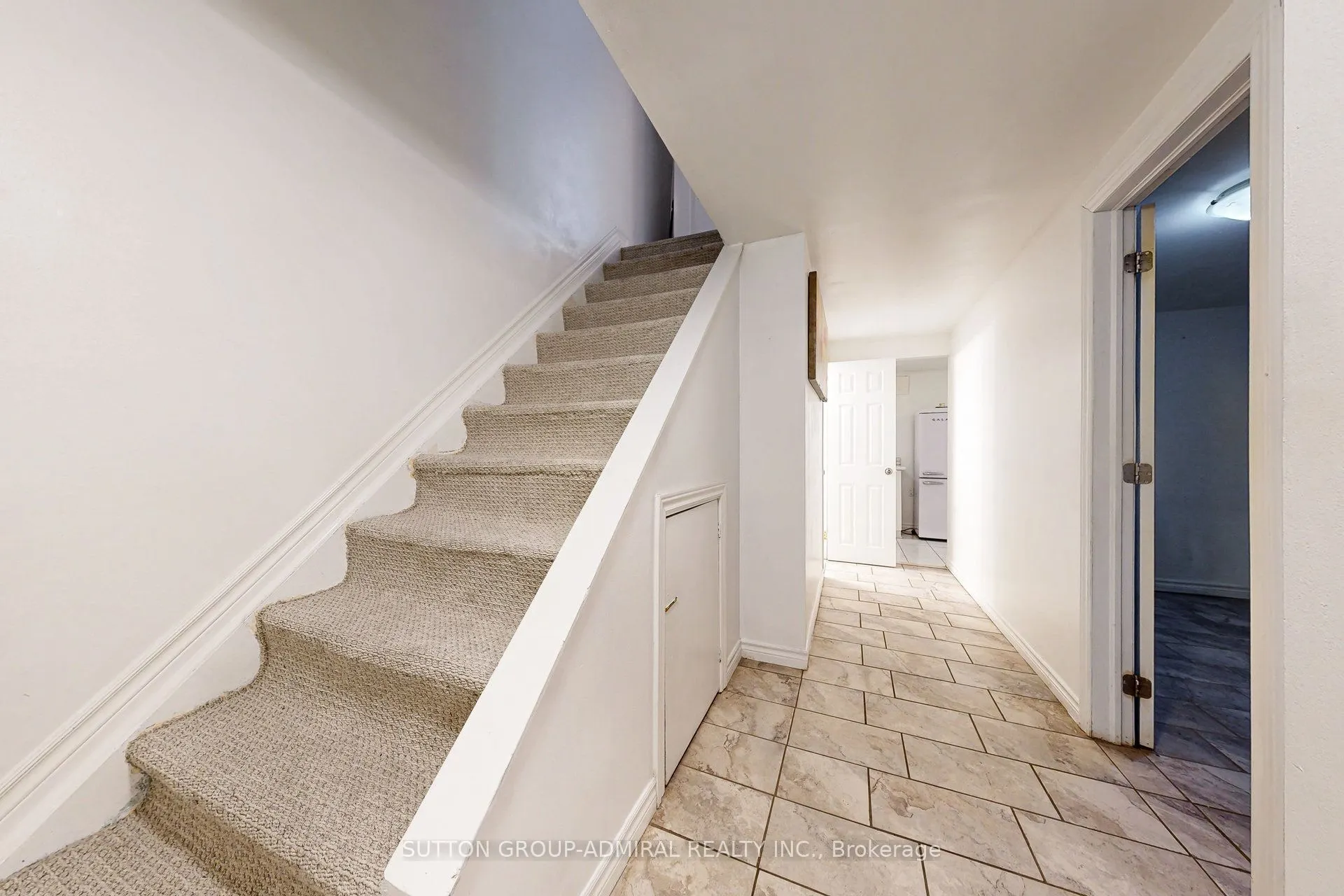 1517 Elm Road, #3