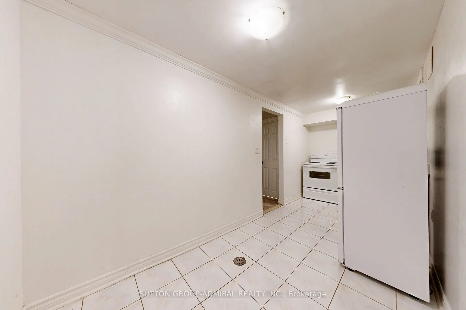 1517 Elm Road, #3
