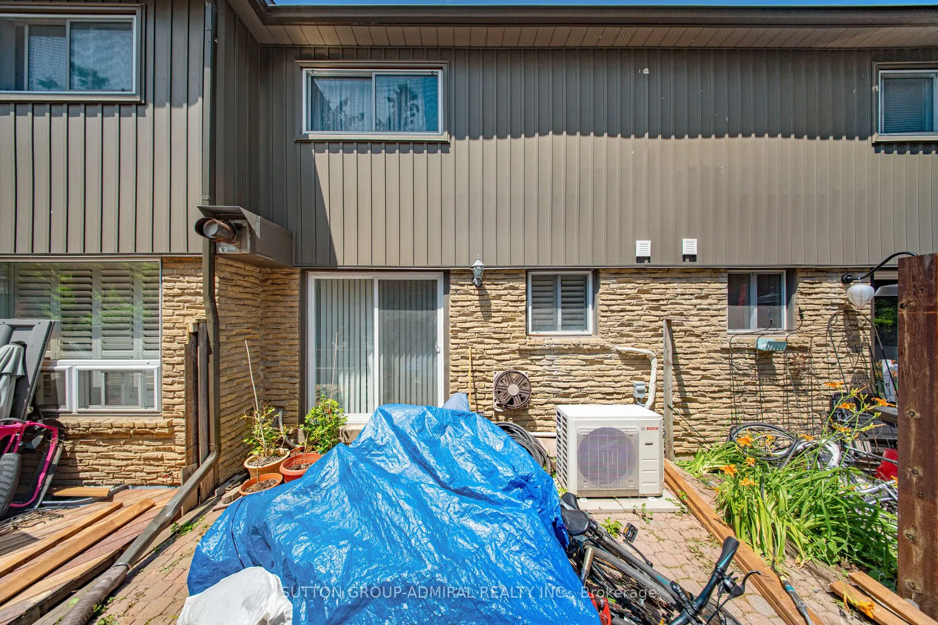 1517 Elm Road, #3