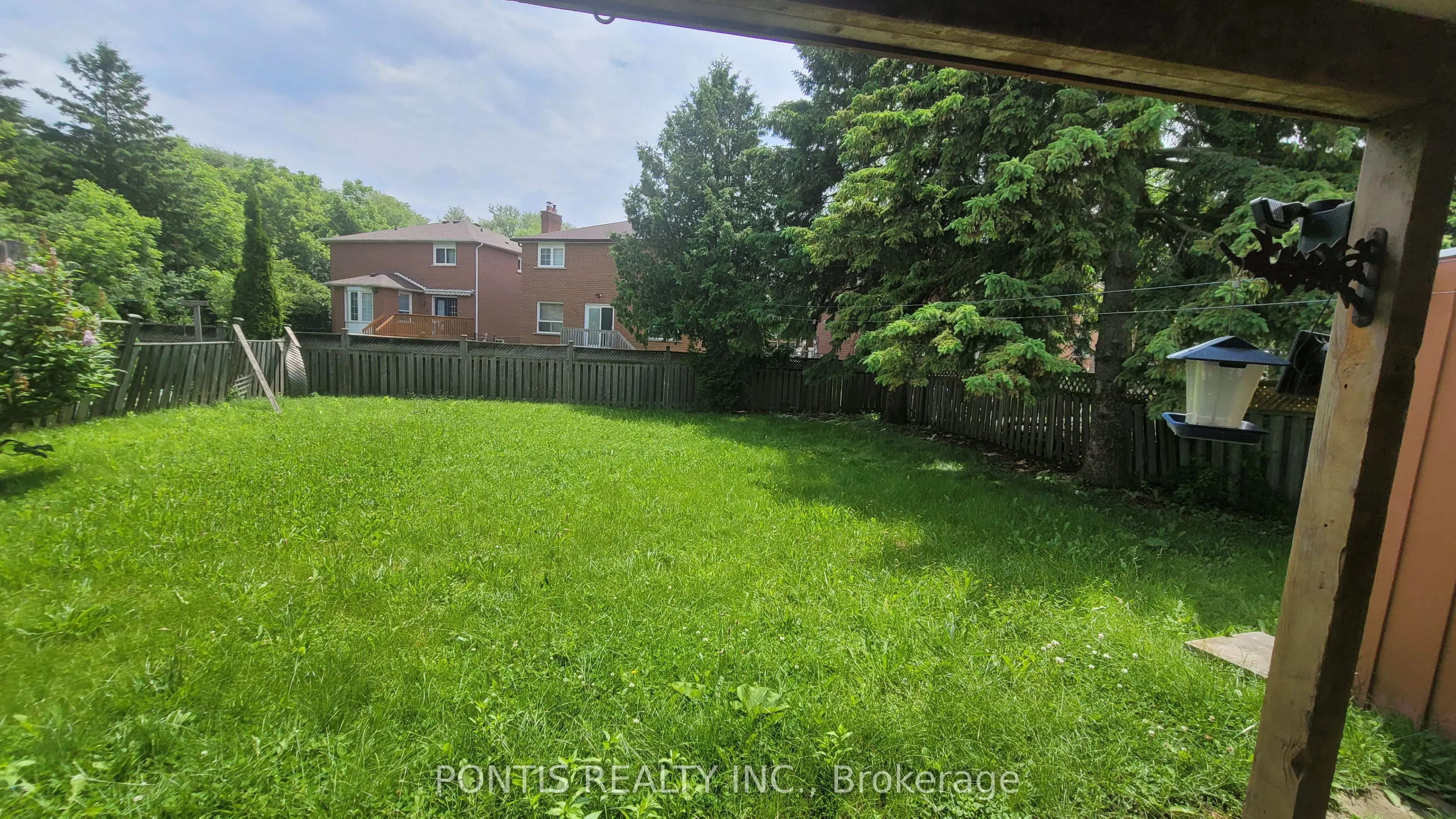 83 DENISON Avenue