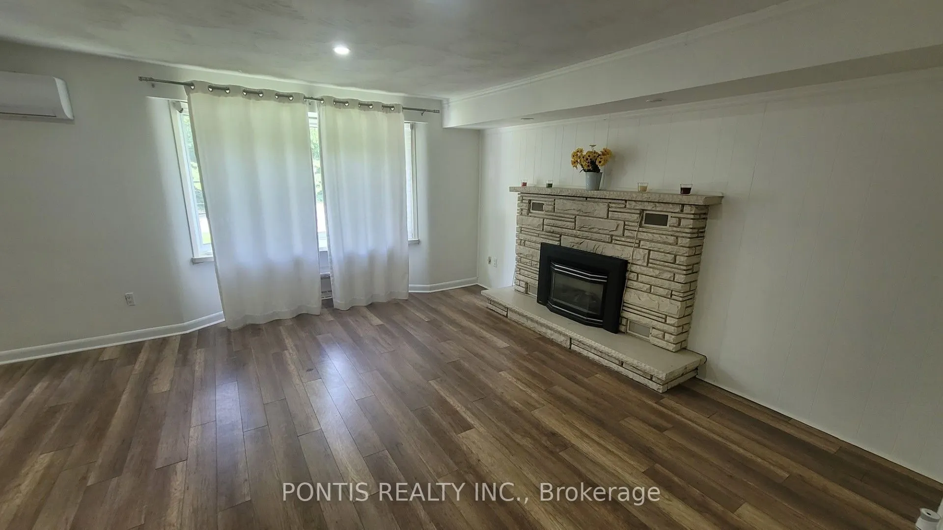 83 DENISON Avenue