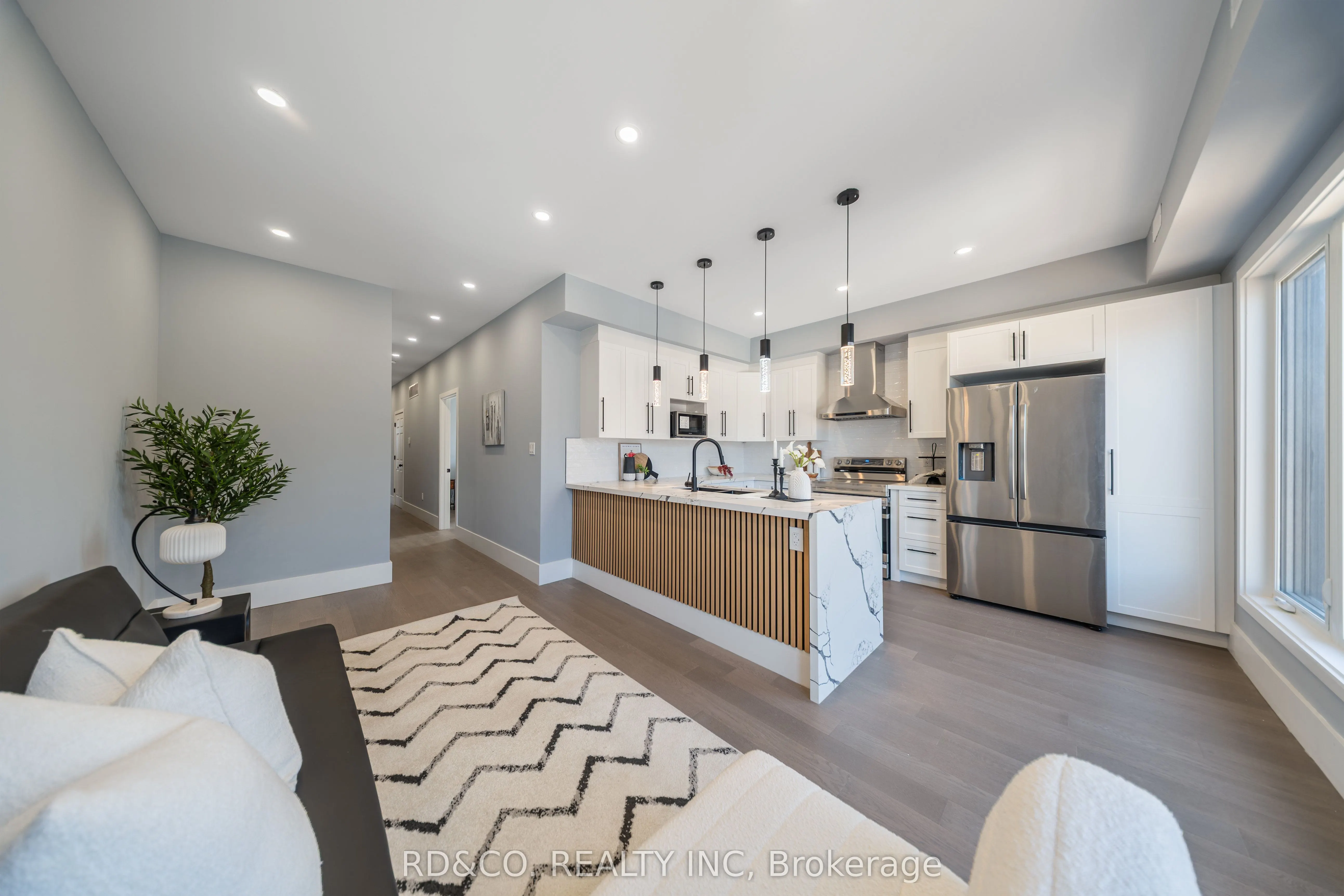 82 Pritchard Unit 2 Avenue