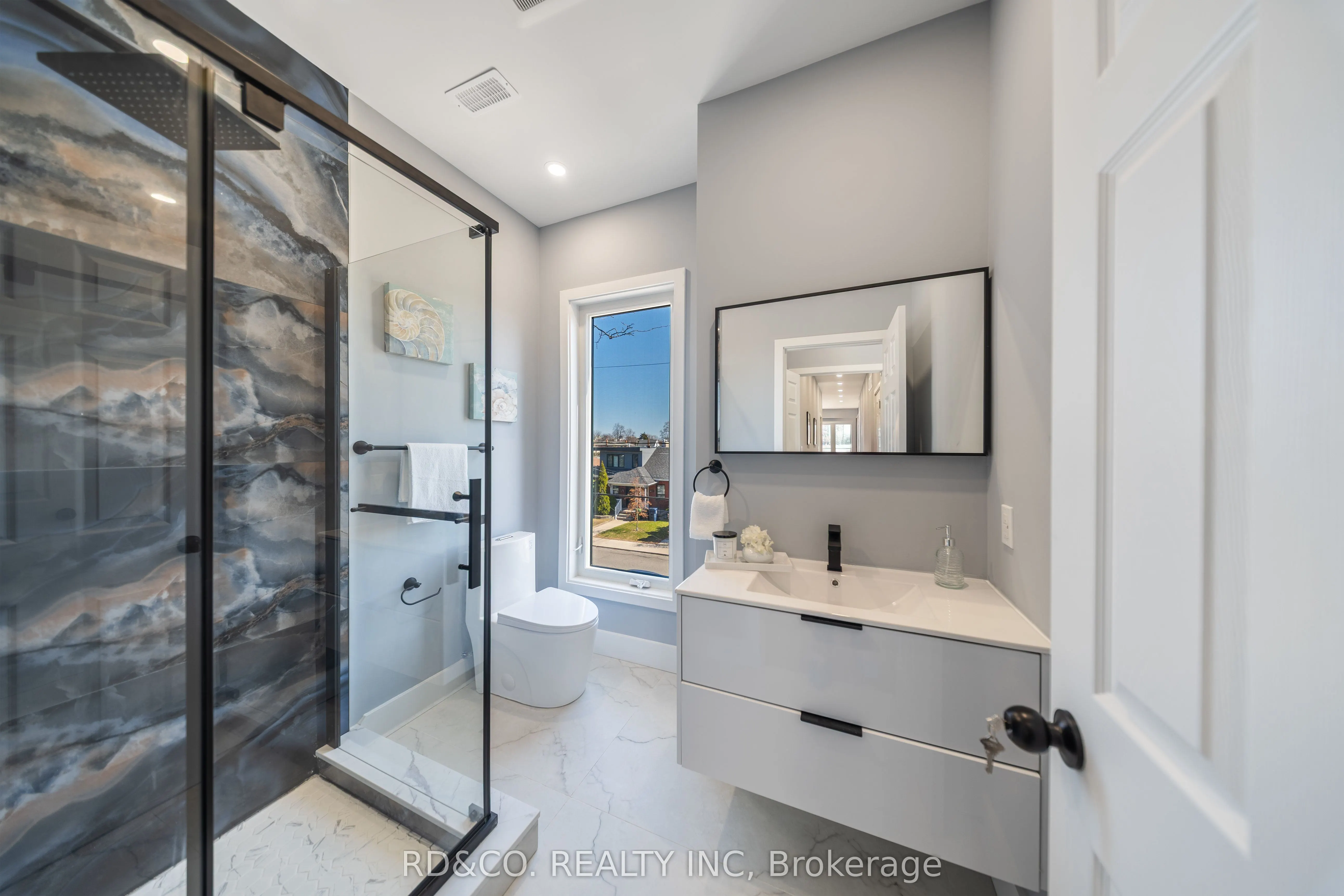 82 Pritchard Unit 2 Avenue