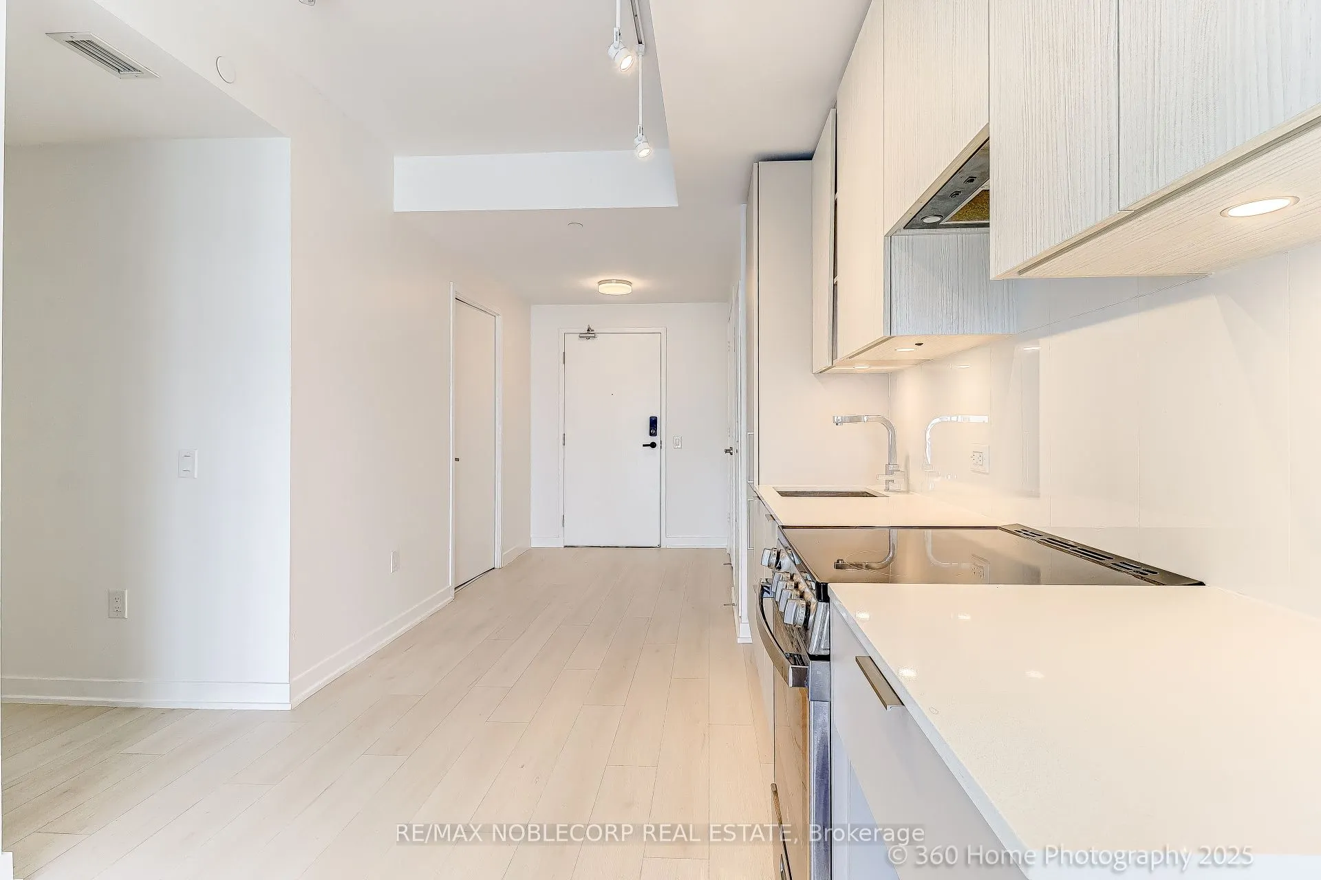 3900 Confederation Parkway, #2912