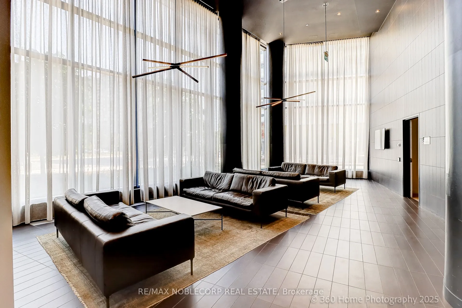 3900 Confederation Parkway, #2912