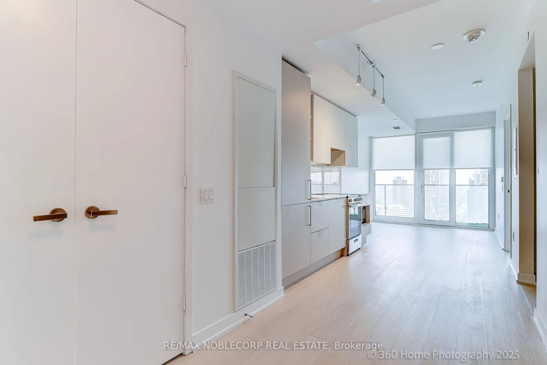 3900 Confederation Parkway, #2912