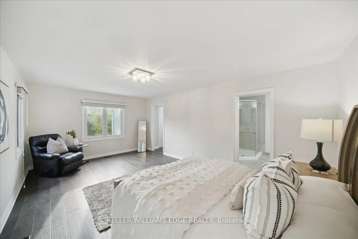 2098 Mississauga Road