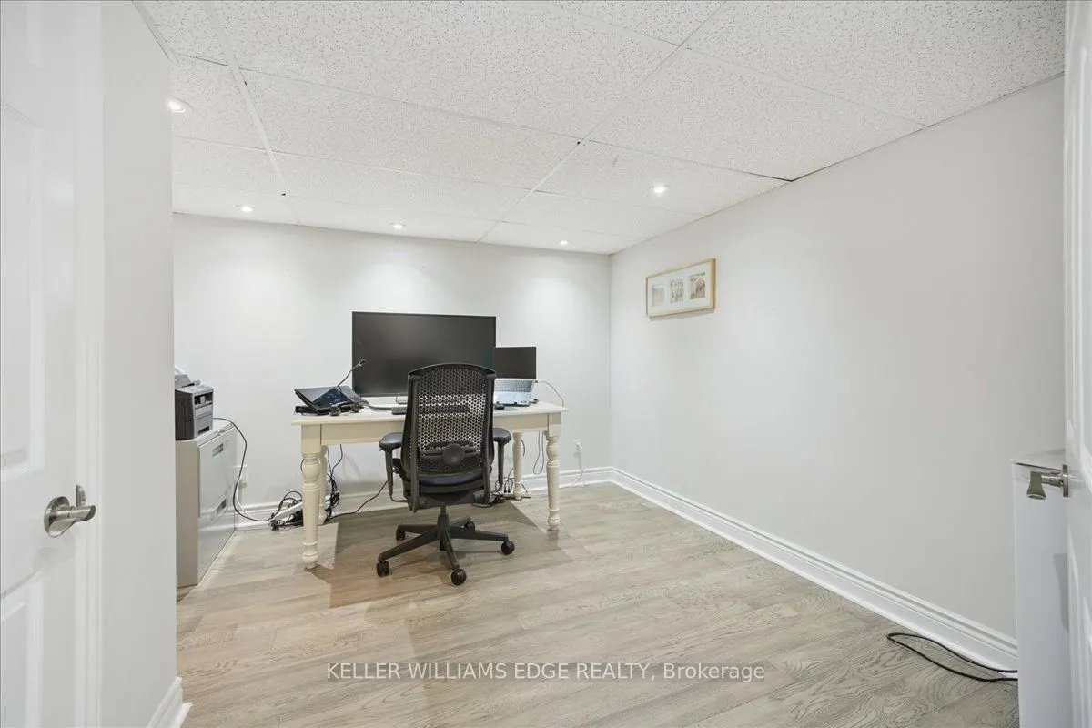 2098 Mississauga Road