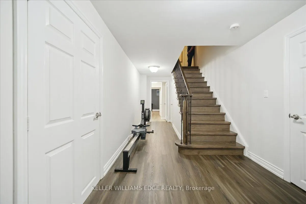 2098 Mississauga Road