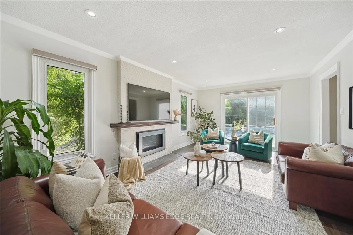 2098 Mississauga Road