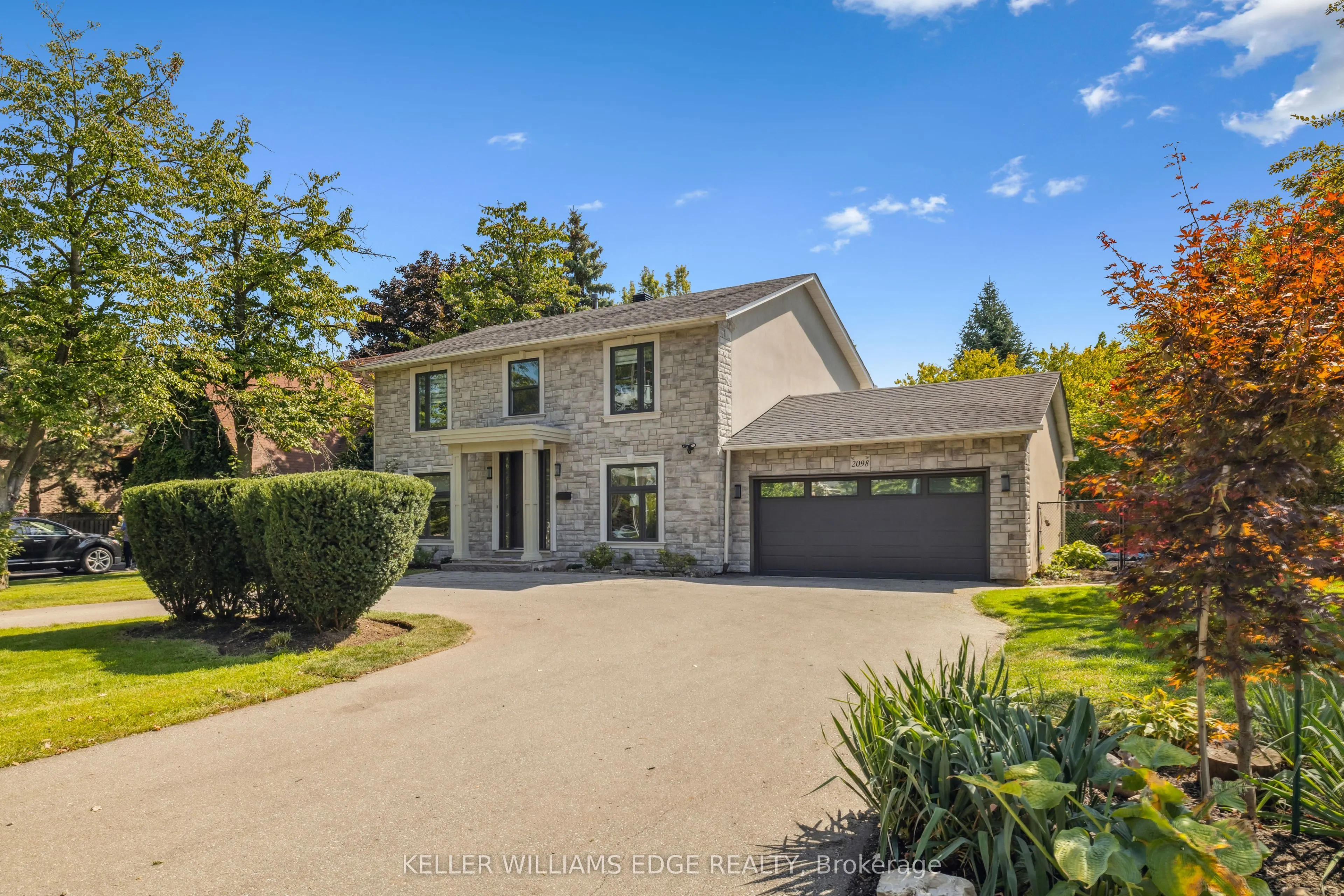 2098 Mississauga Road