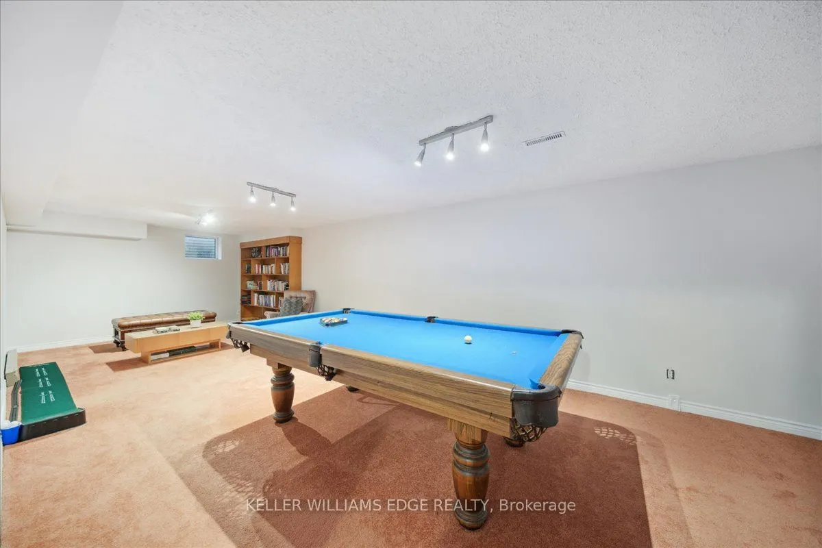 2098 Mississauga Road