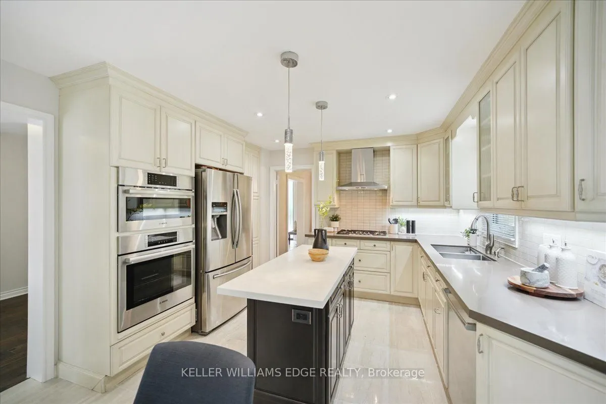2098 Mississauga Road