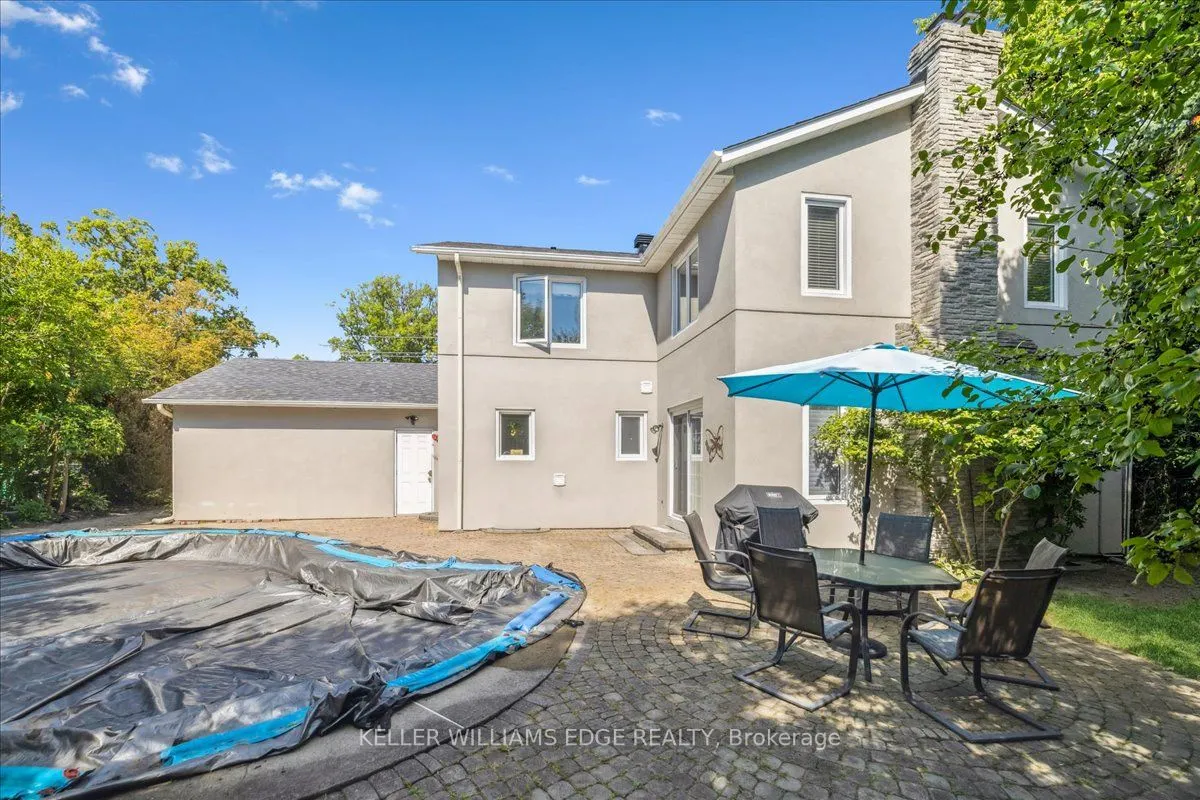 2098 Mississauga Road