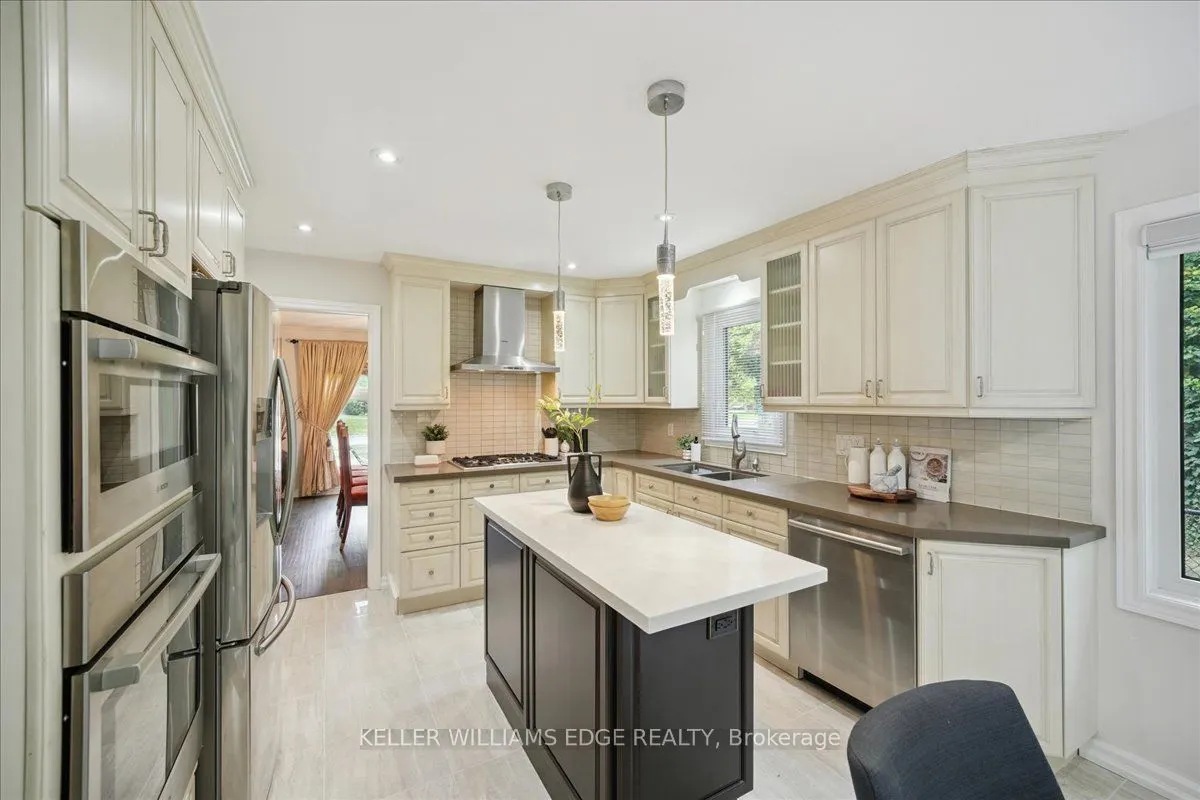 2098 Mississauga Road
