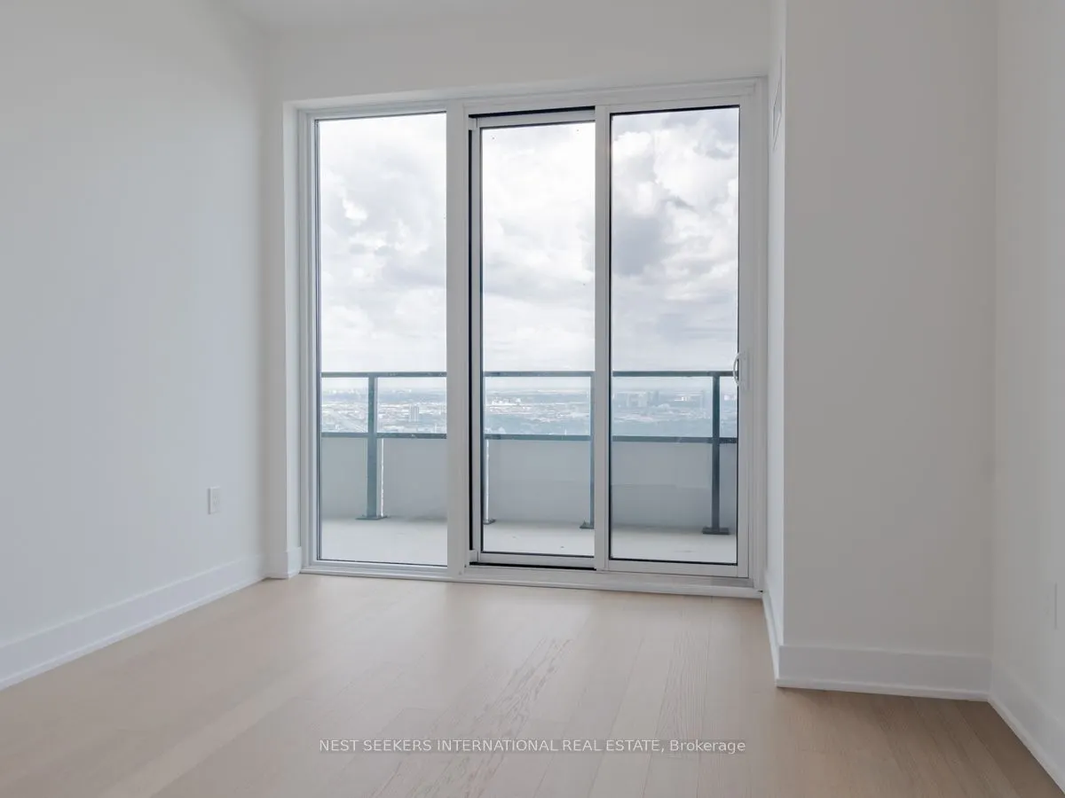 30 Shore Breeze Drive, #PH10A