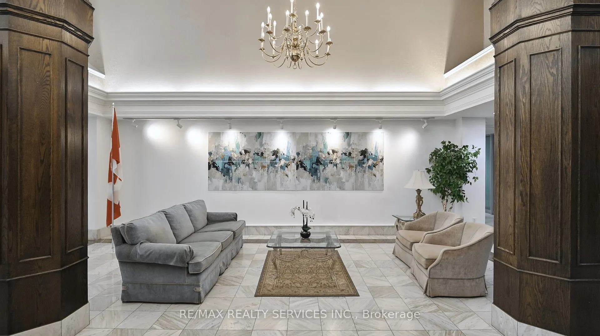330 Mill Street S, #909