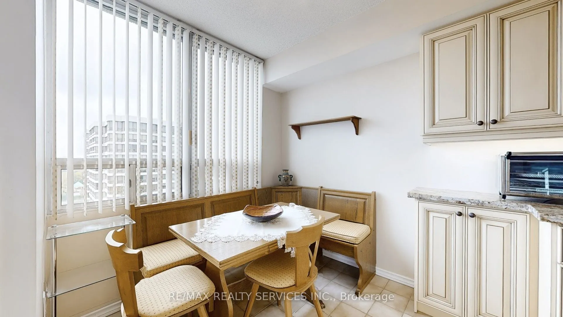 330 Mill Street S, #909