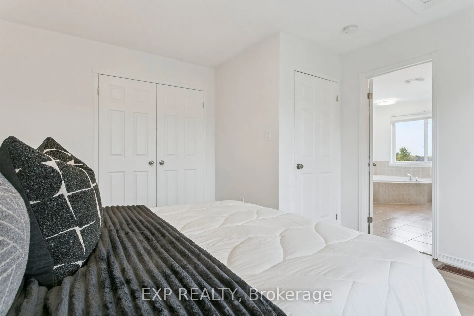 5260 Mcfarren Boulevard, #181