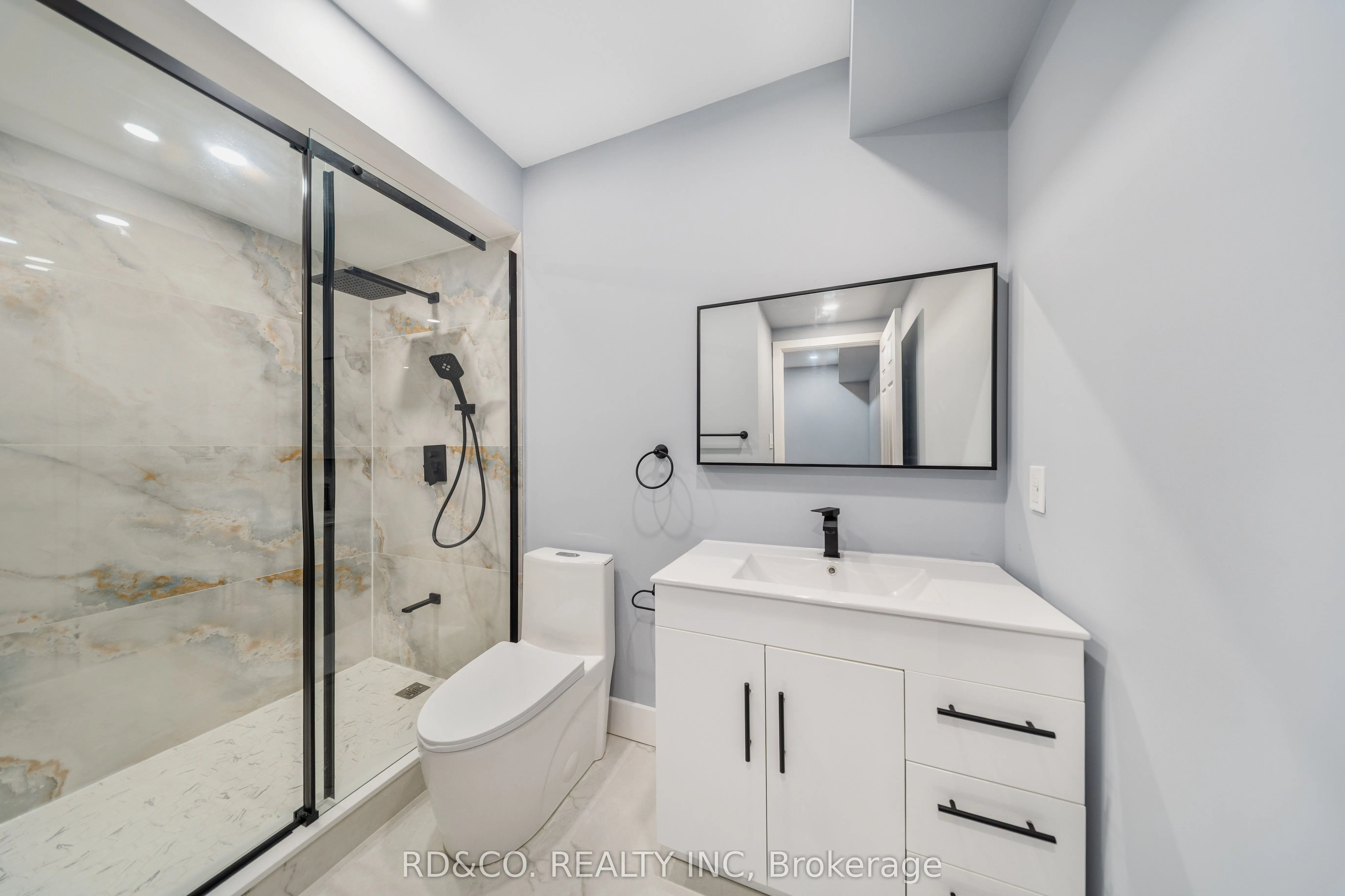 82 Pritchard Unit 3 Avenue