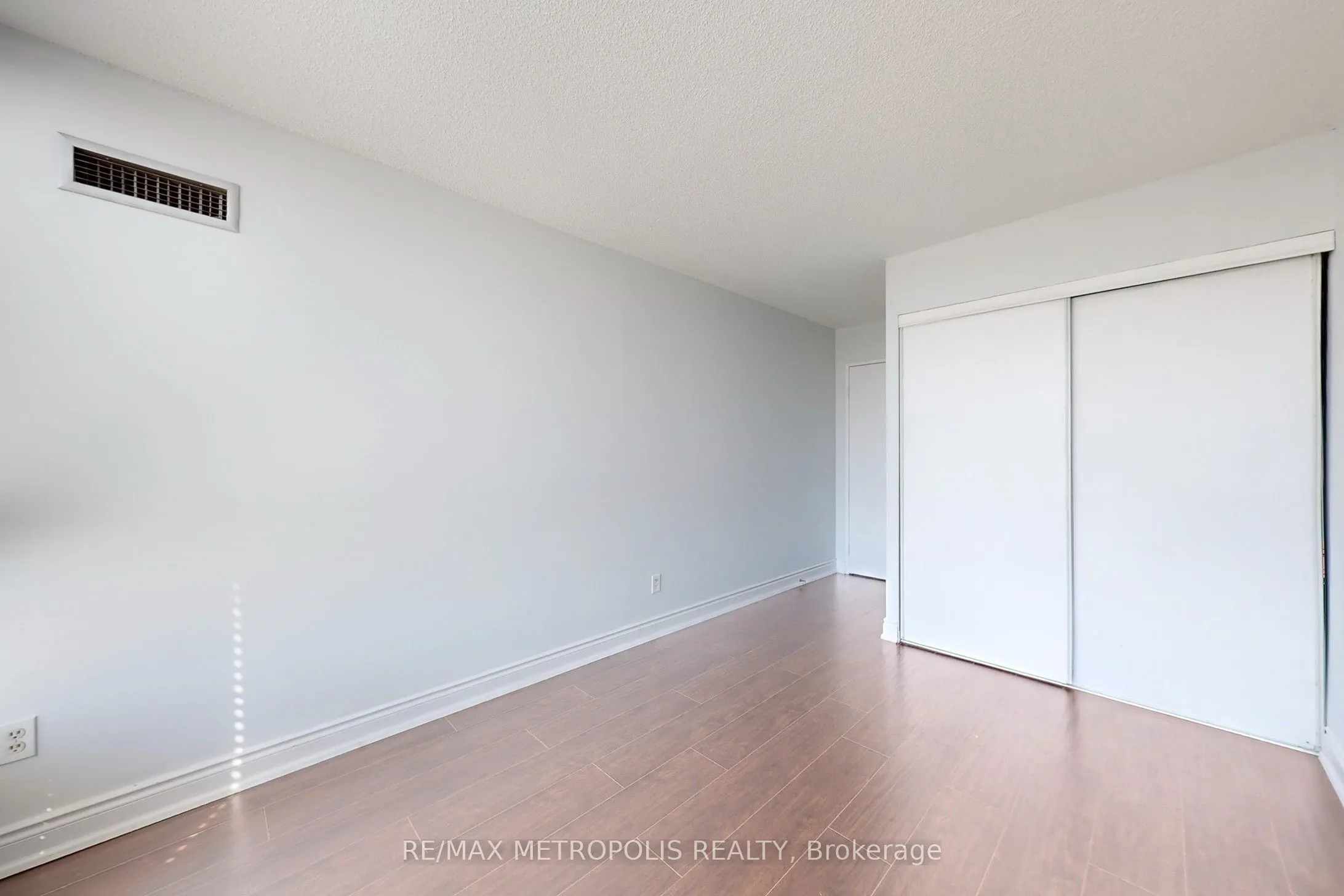 2901 Kipling Avenue, #606