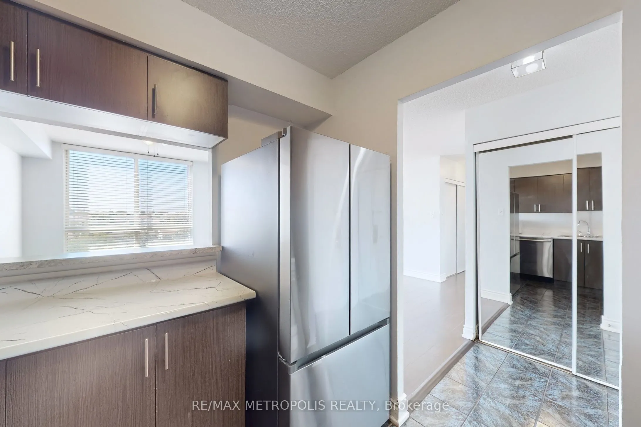 2901 Kipling Avenue, #606