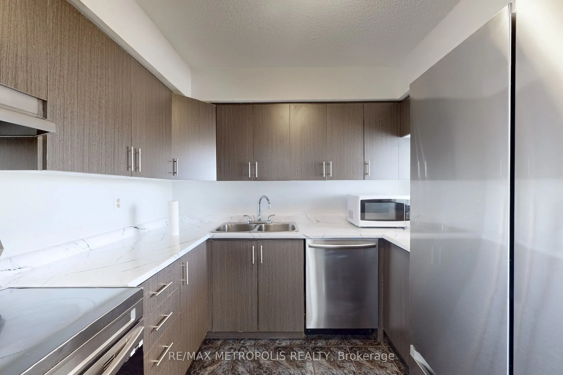 2901 Kipling Avenue, #606