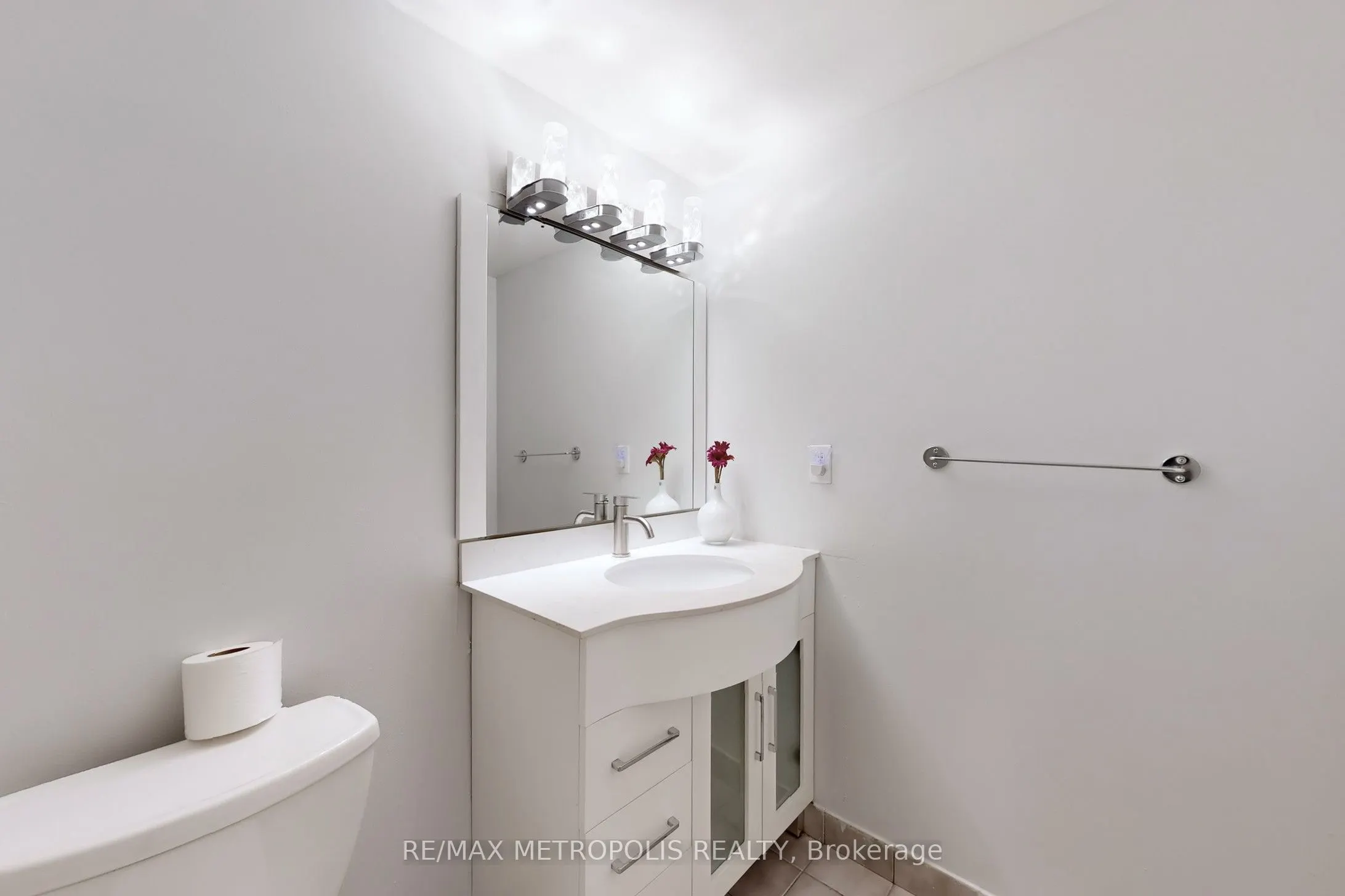 2901 Kipling Avenue, #606