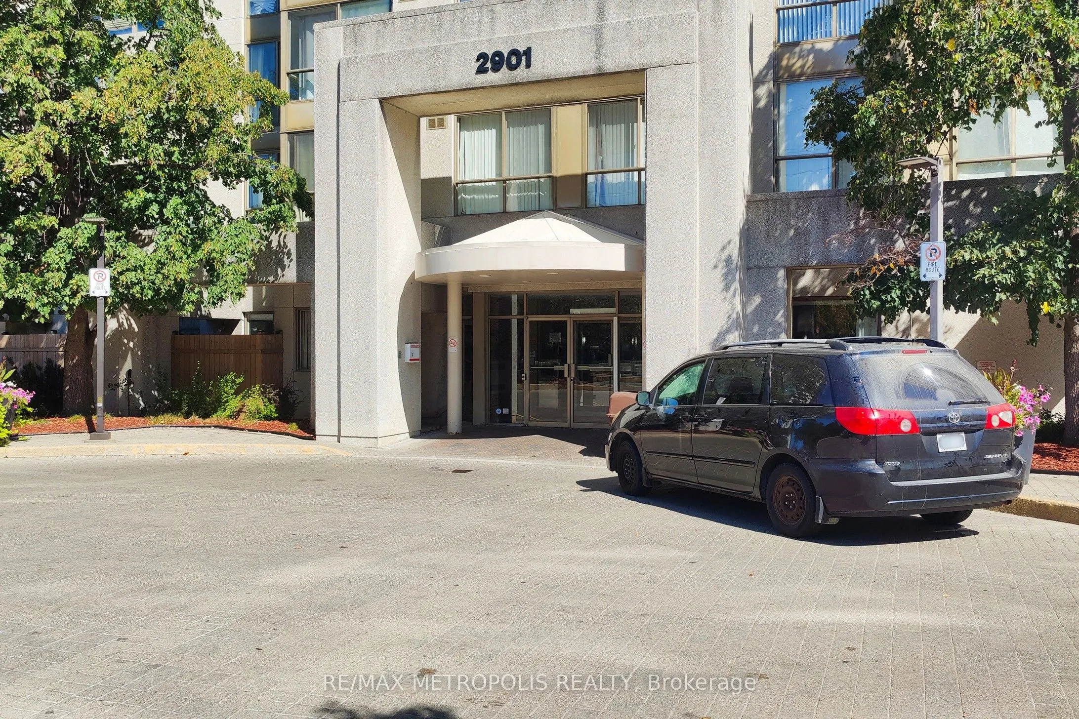2901 Kipling Avenue, #606