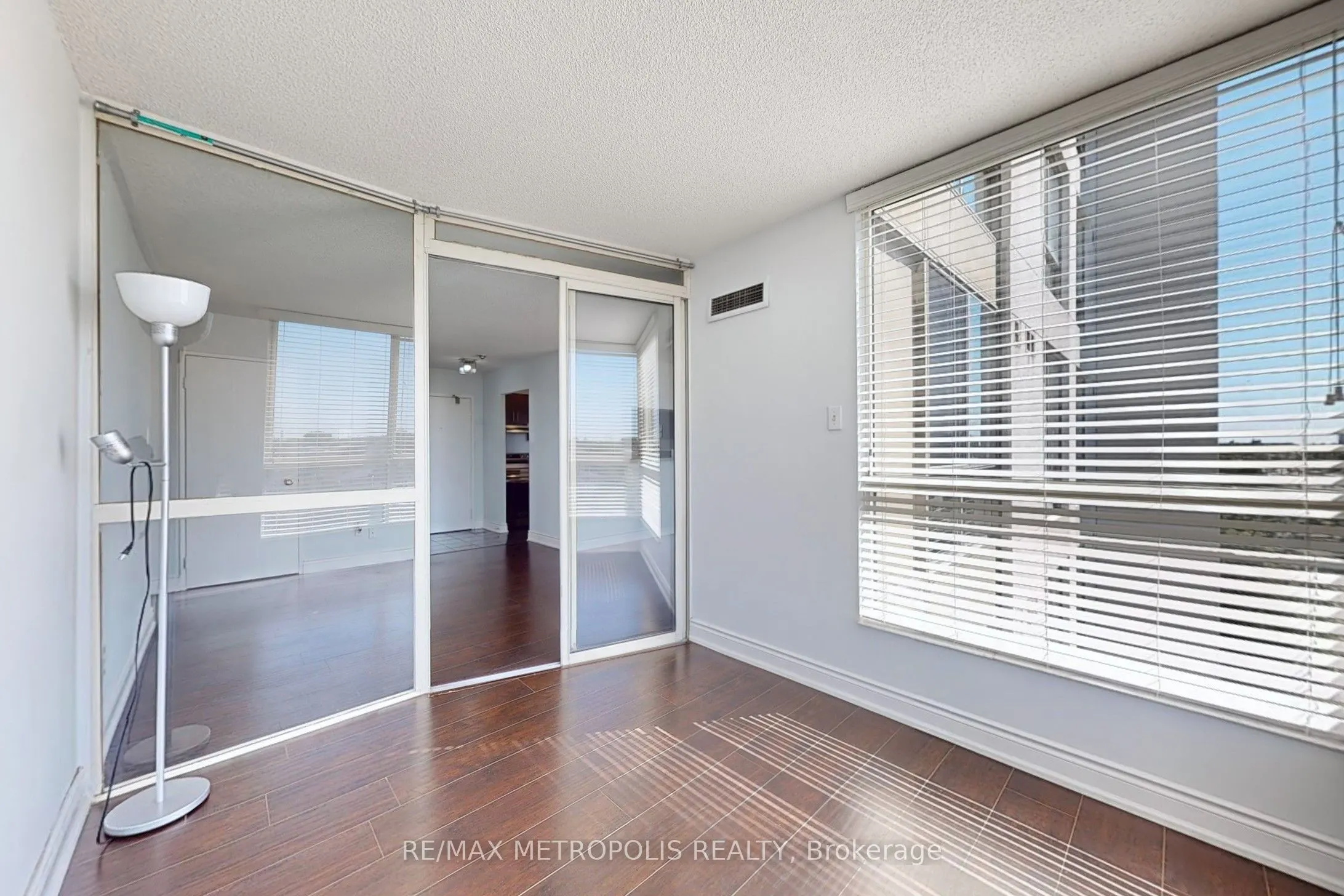 2901 Kipling Avenue, #606