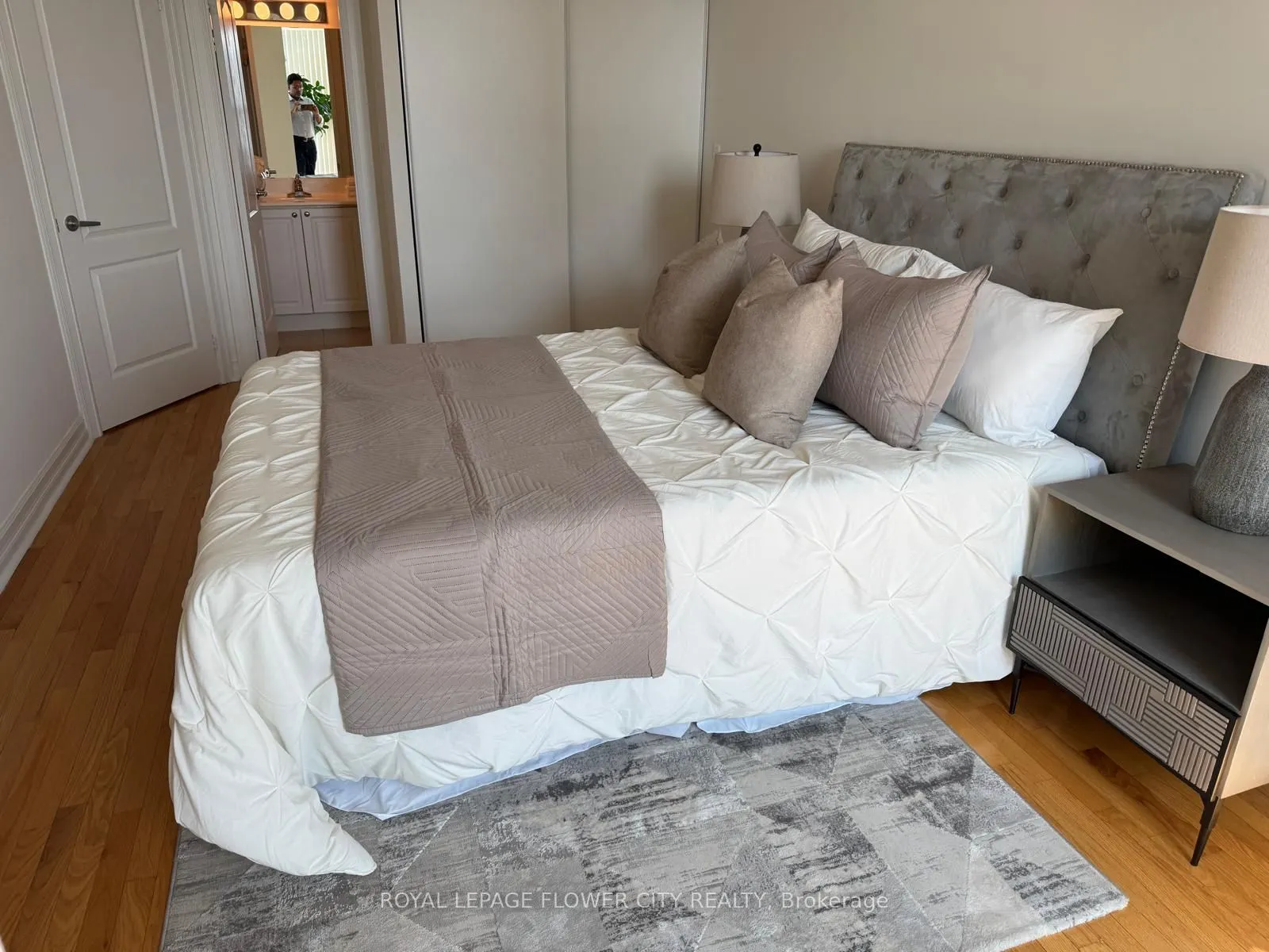 1 Elm Drive W, #2604