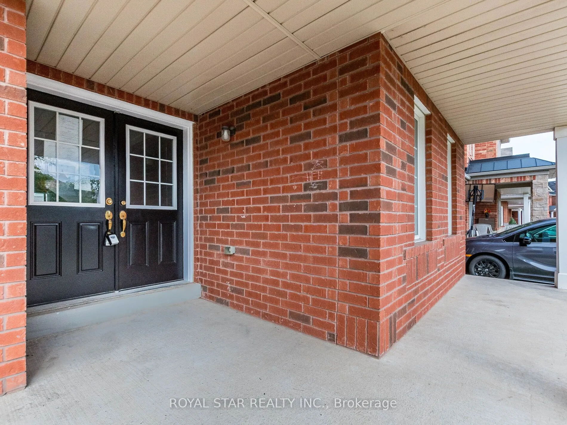 275 Checkerberry Crescent