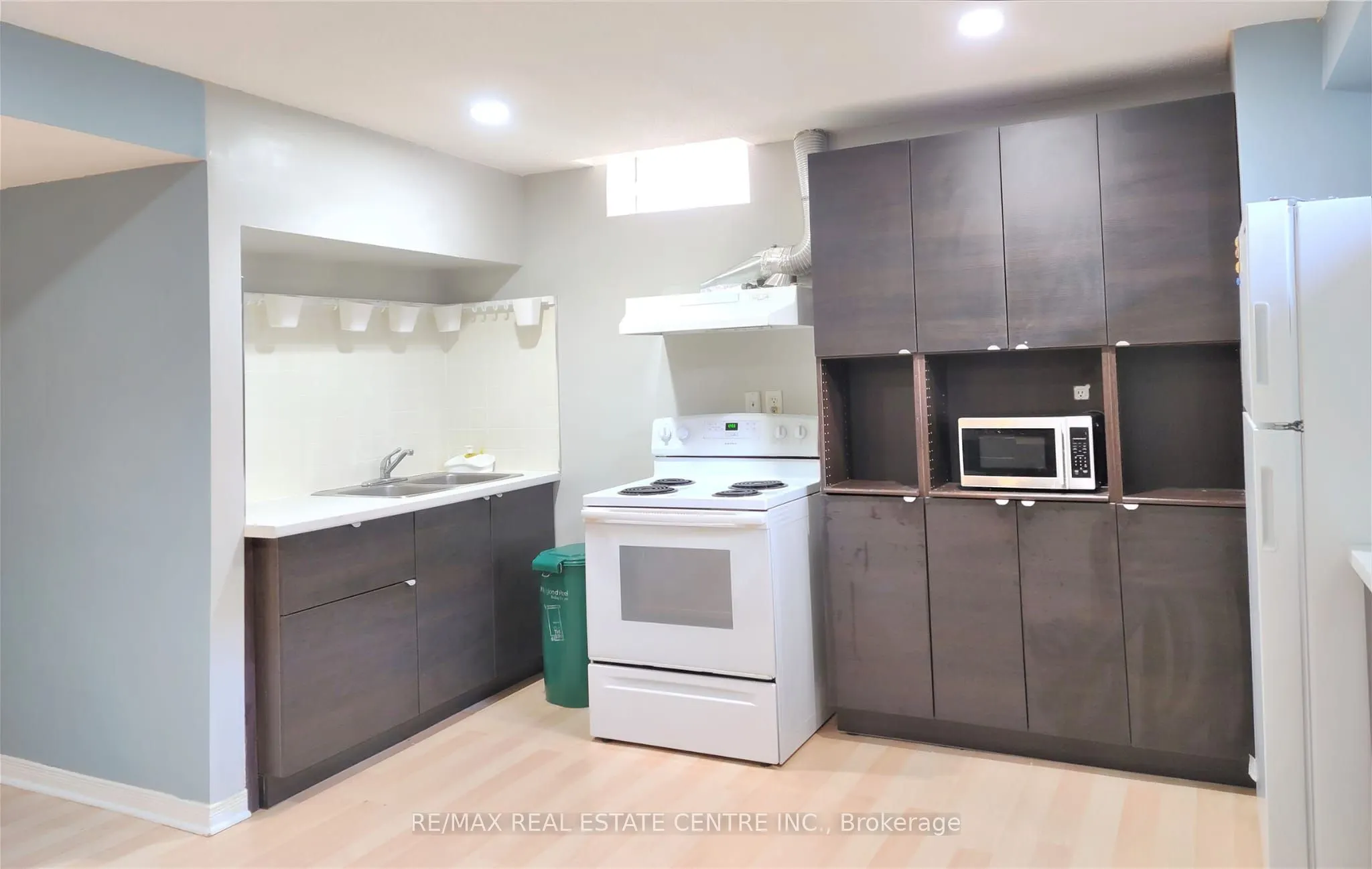 5621 Churchill Meadows Boulevard, #Bsmt