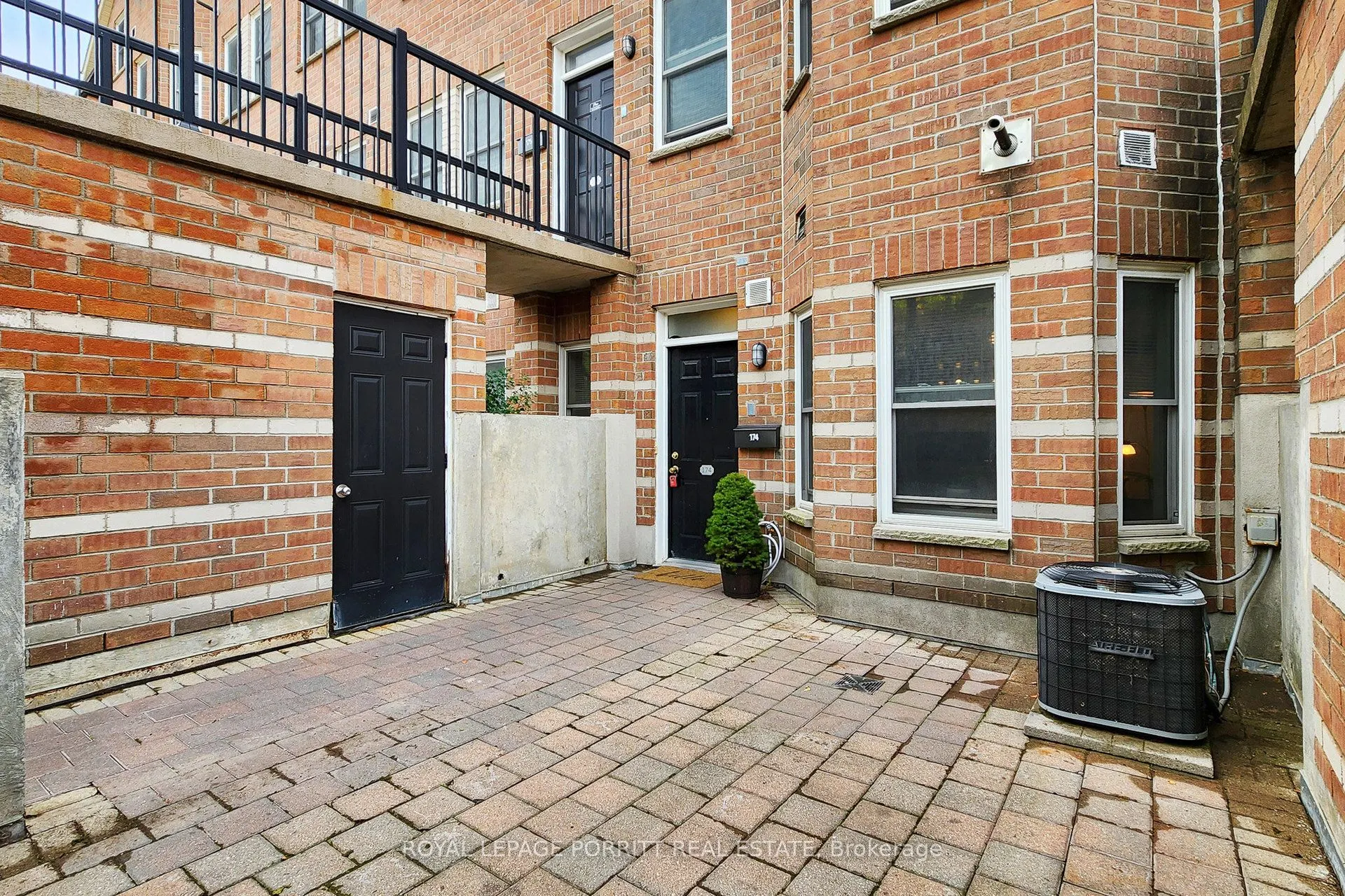 760 Lawrence Avenue W, #174