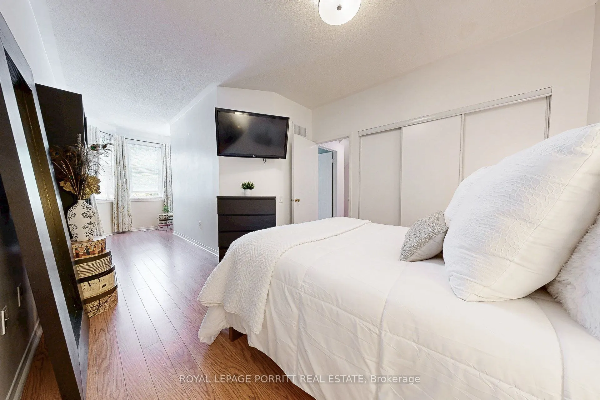 760 Lawrence Avenue W, #174