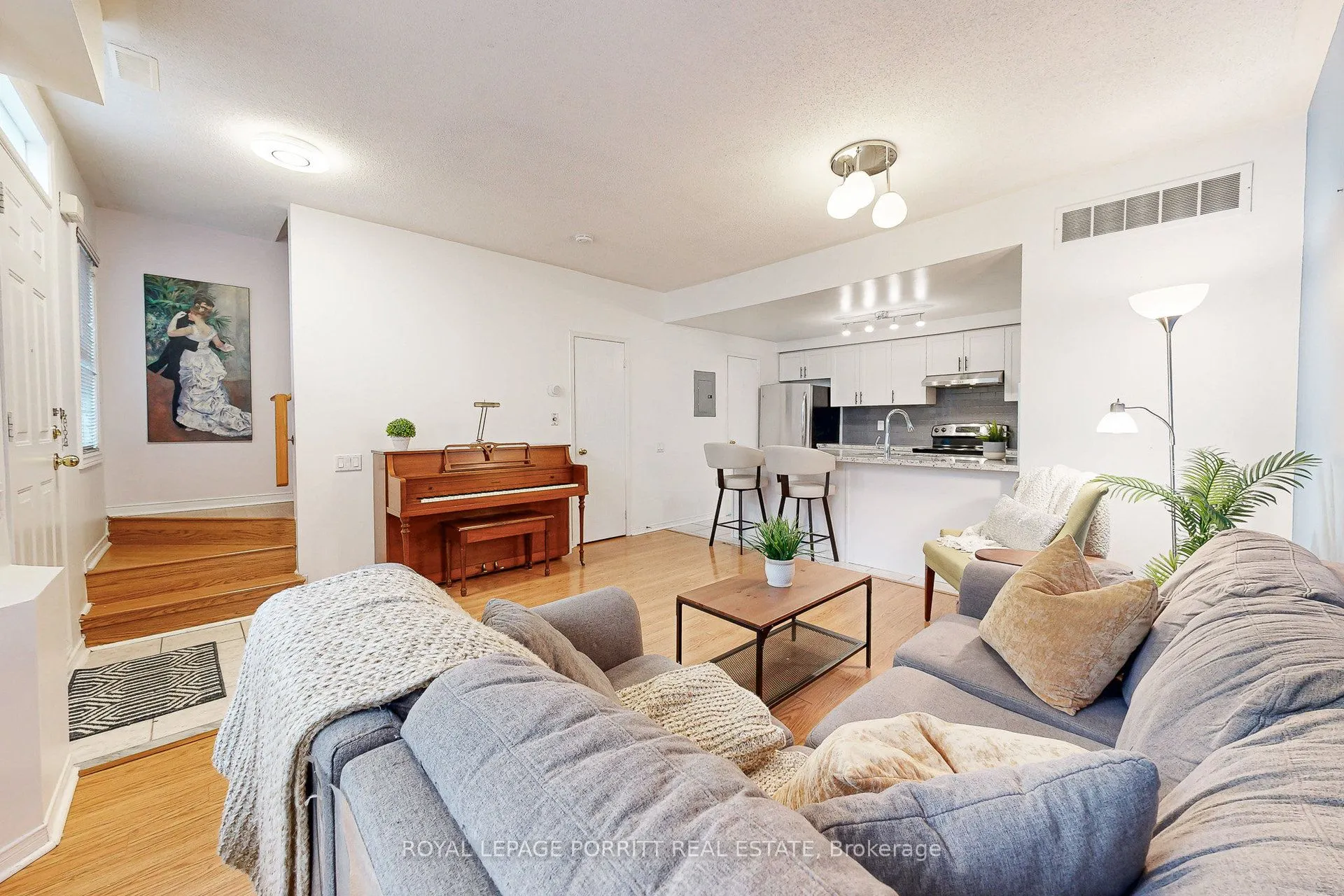 760 Lawrence Avenue W, #174