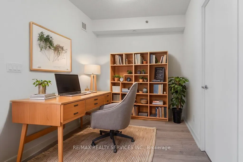 3200 Dakota Common, #B906