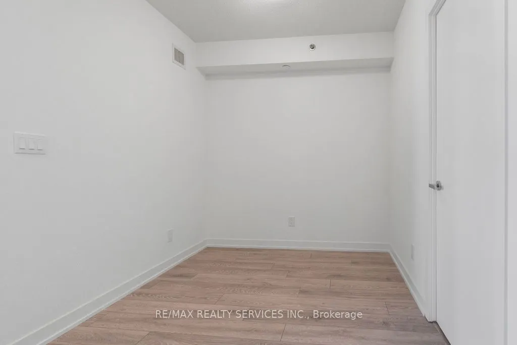 3200 Dakota Common, #B906