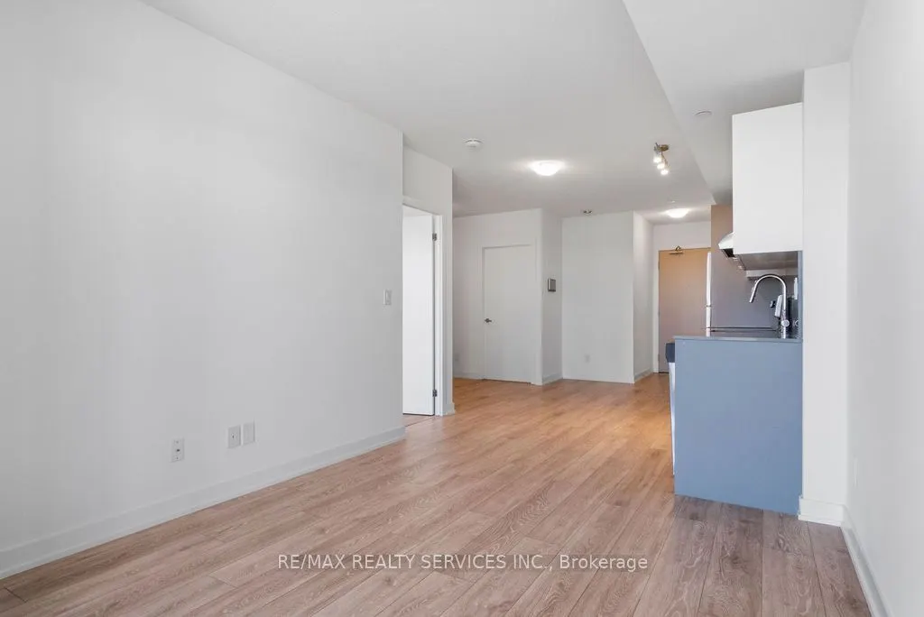 3200 Dakota Common, #B906