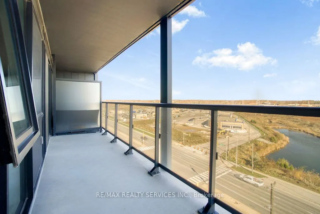 3200 Dakota Common, #B906