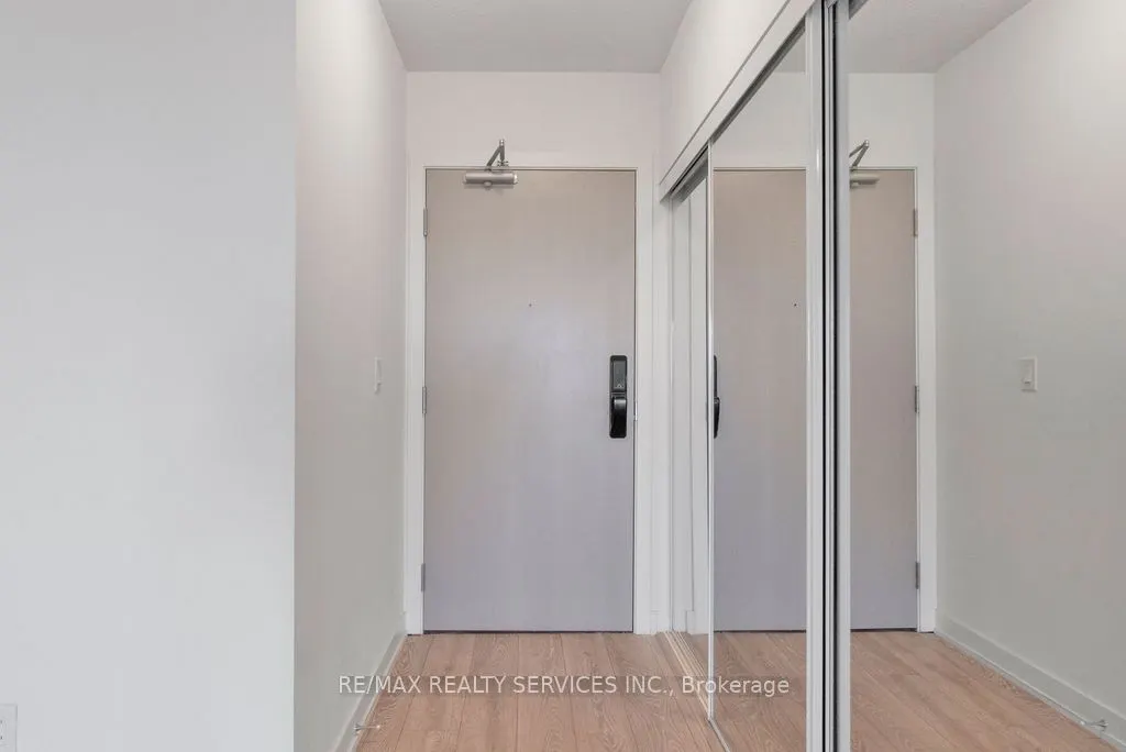 3200 Dakota Common, #B906
