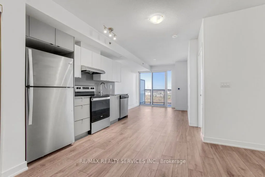 3200 Dakota Common, #B906