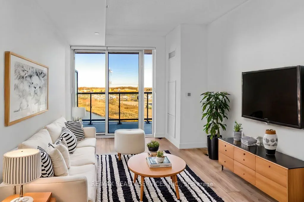 3200 Dakota Common, #B906