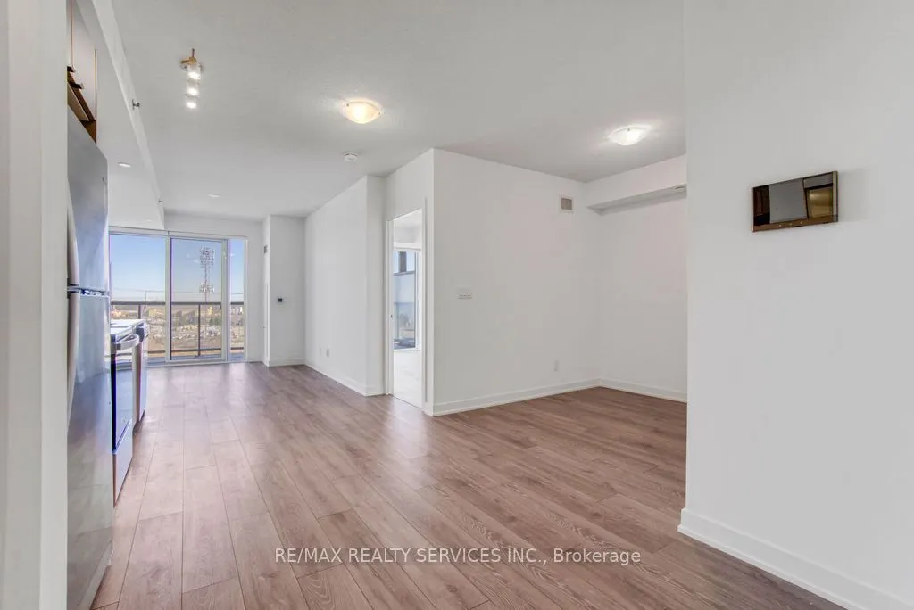 3200 Dakota Common, #B906