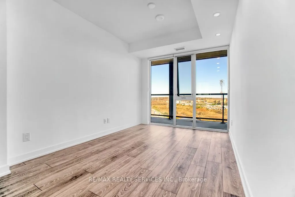 3200 Dakota Common, #B906
