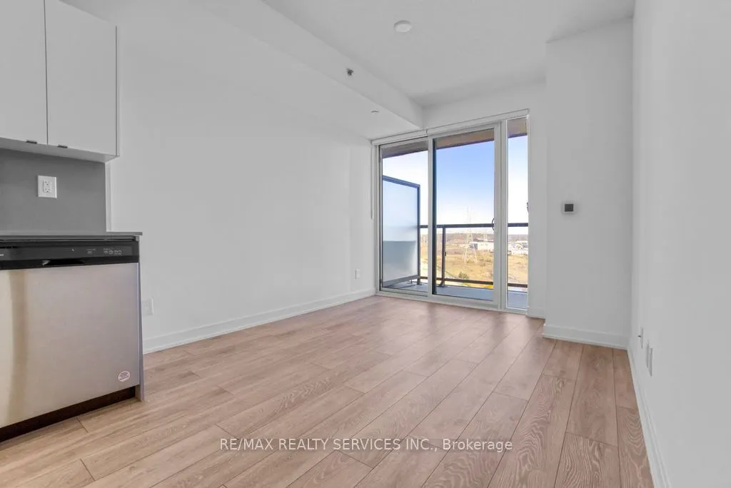 3200 Dakota Common, #B906