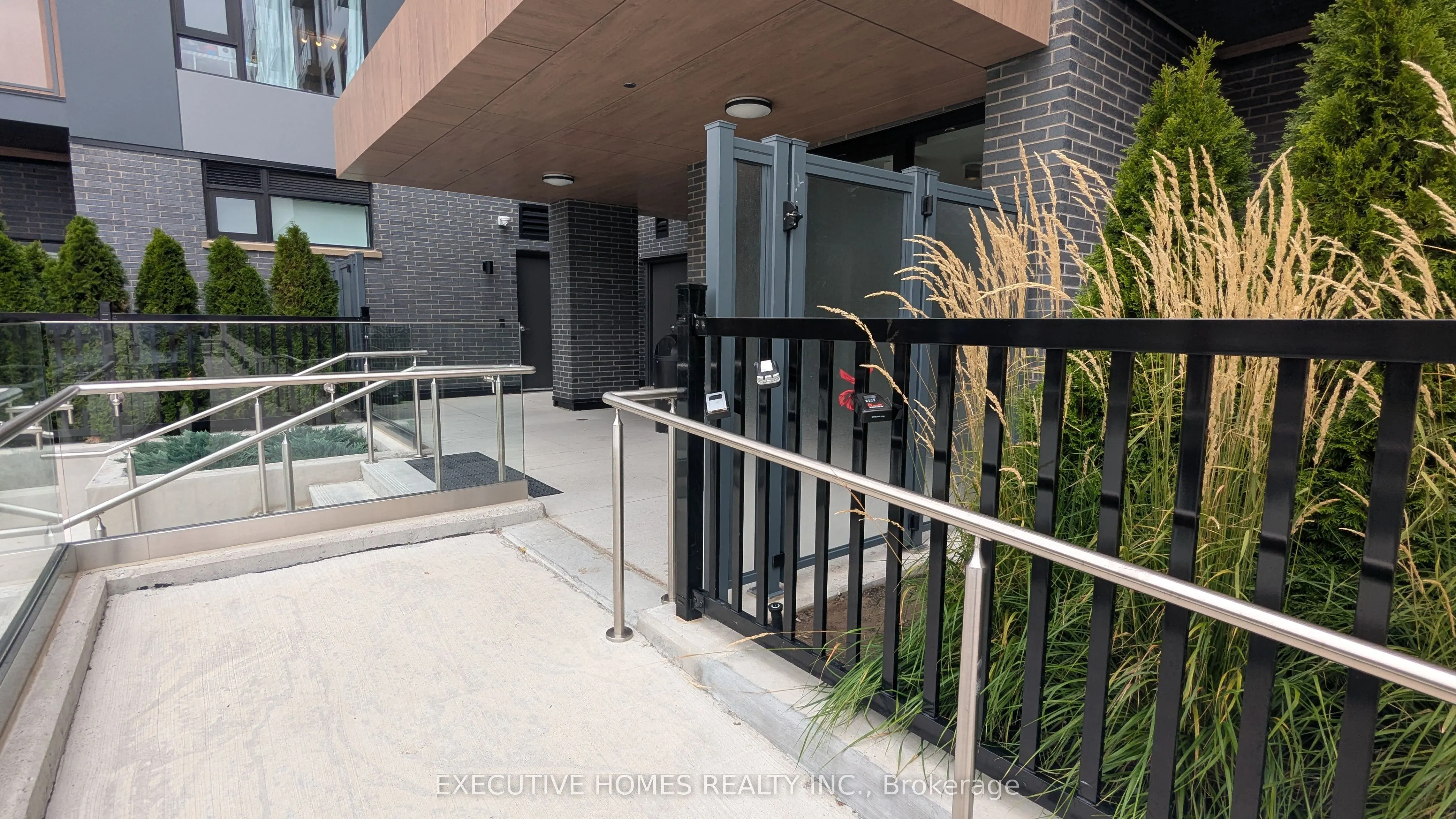1440 Clarriage Court, #203