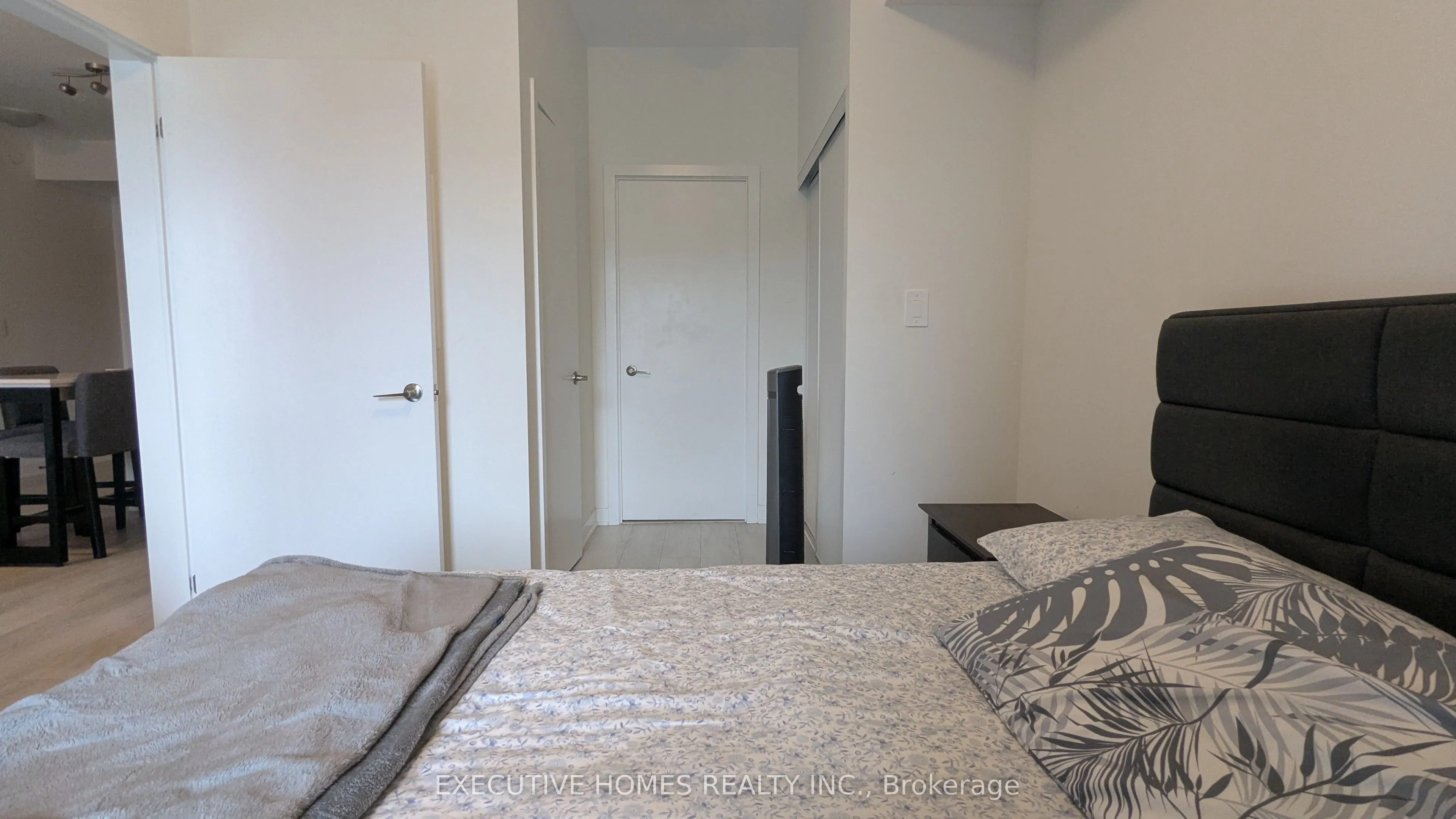 1440 Clarriage Court, #203