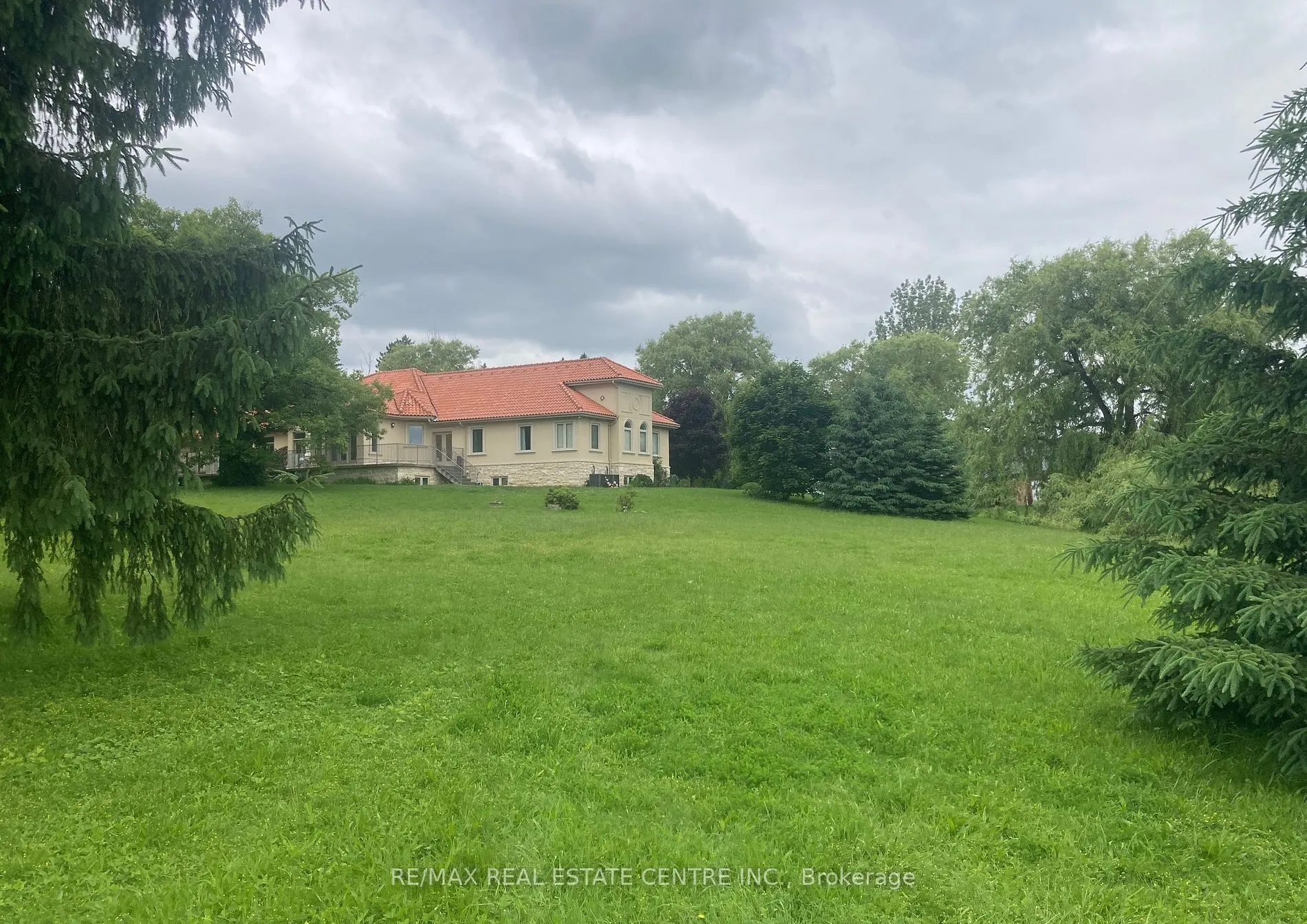 16282 27 Side Road
